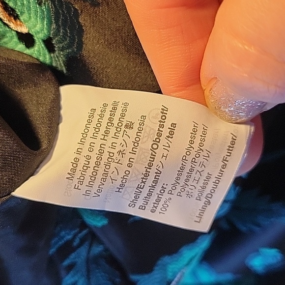 Embroidered Floral Skirt - Picture 5 of 12